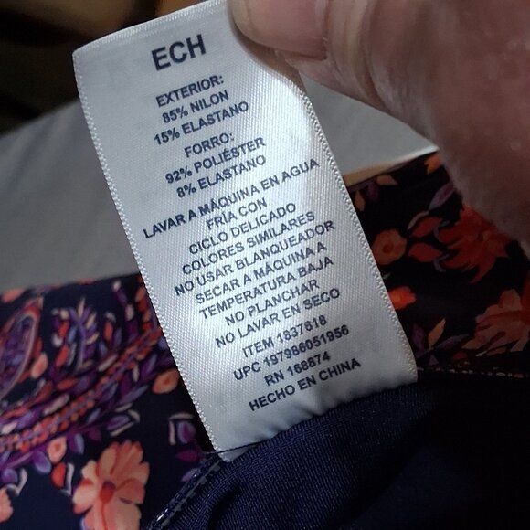 Lands' End Floral Women's One Piece Swimsuit - Picture 10 of 11